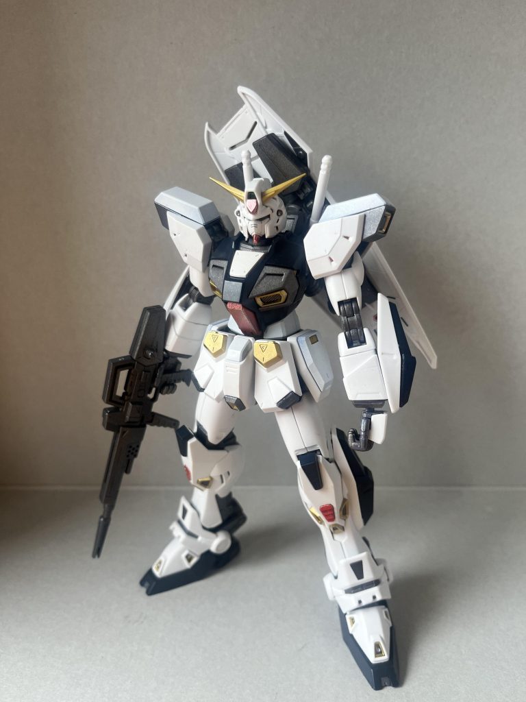 腰のハードポイントカバーも白くした方が良かった？