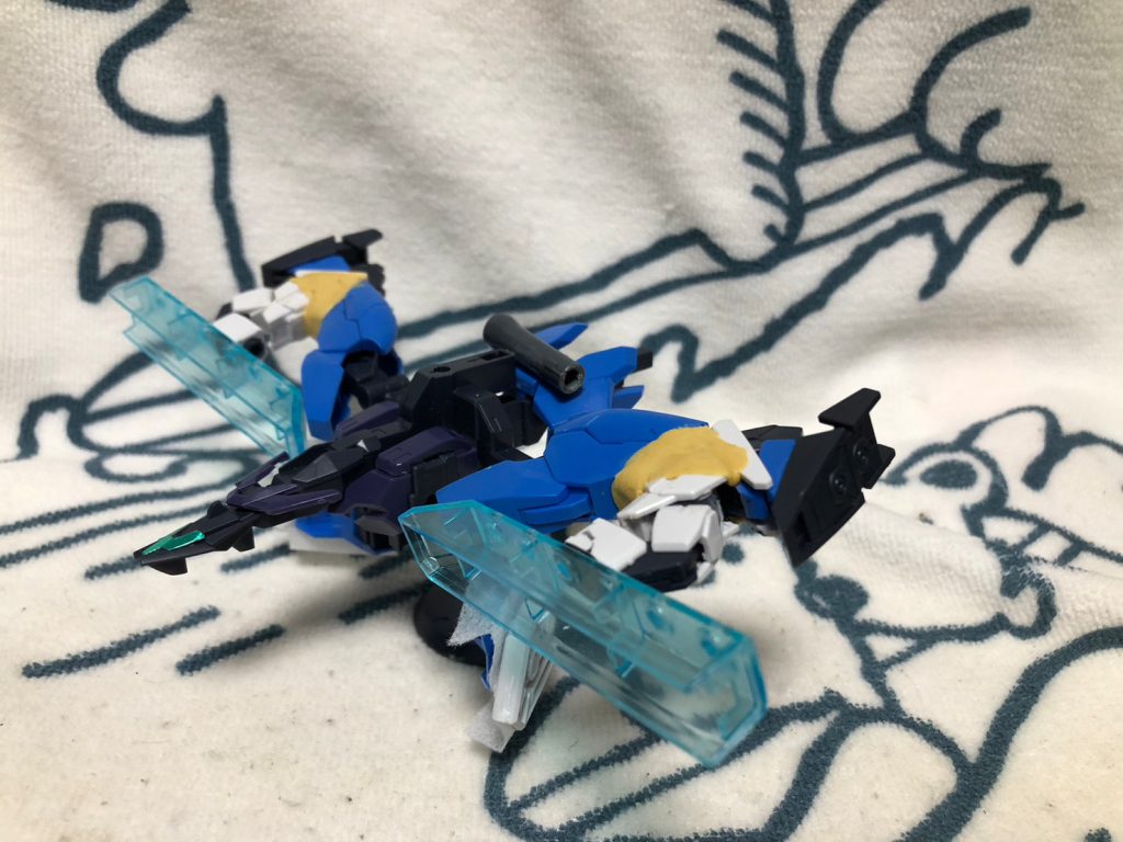 腰パーツは適当なジャンクパーツを接続し完了