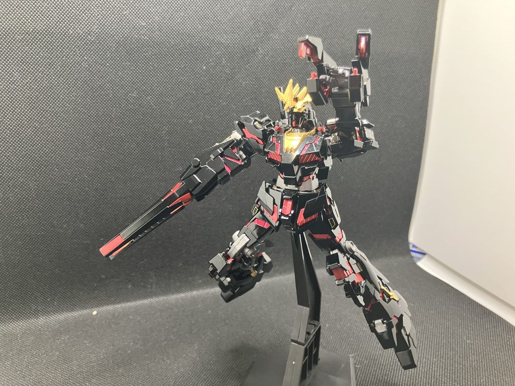 HGバンシィ–3枚目/制作者：Natyo