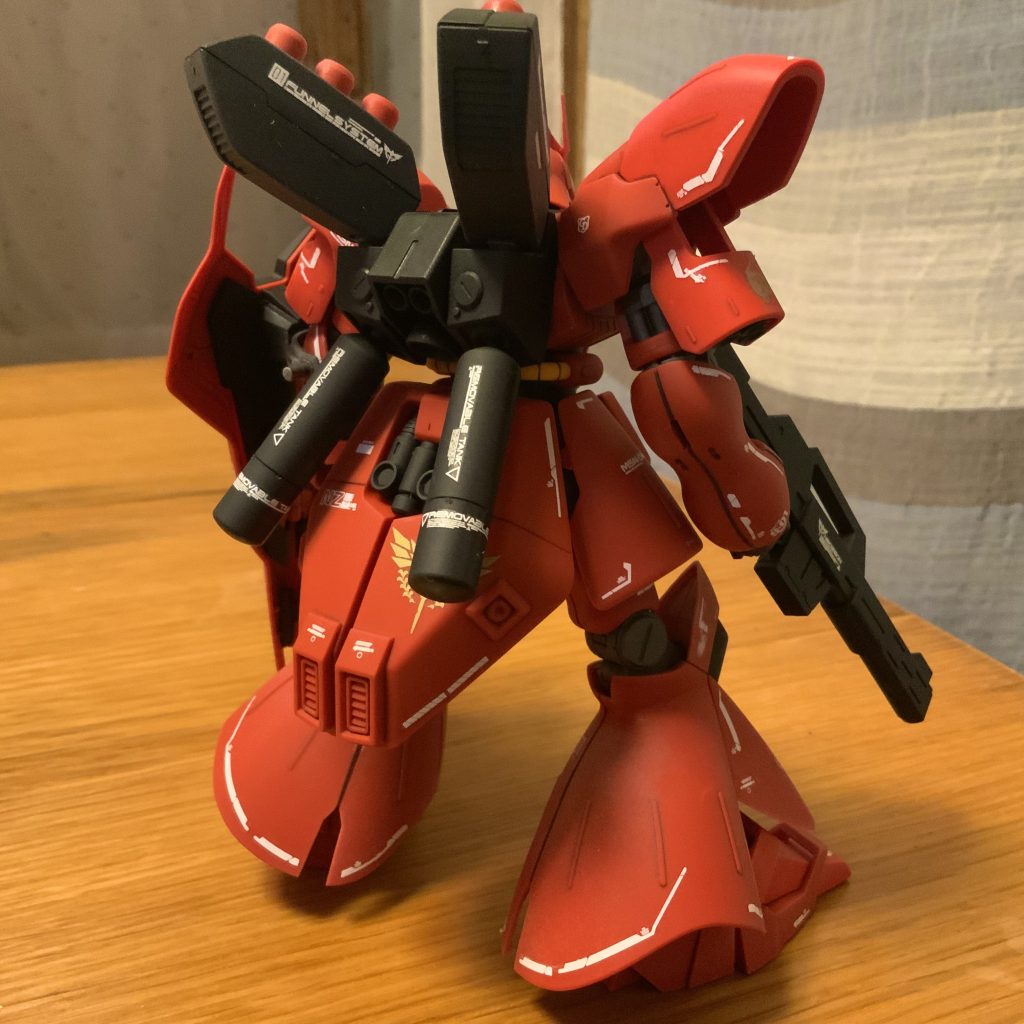無塗装でもデカールでそれっぽく！HGサザビー–4枚目/制作者：Kinpla