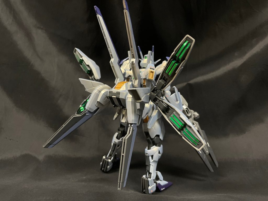 ウイング展開するとボリュームがマシマシに。