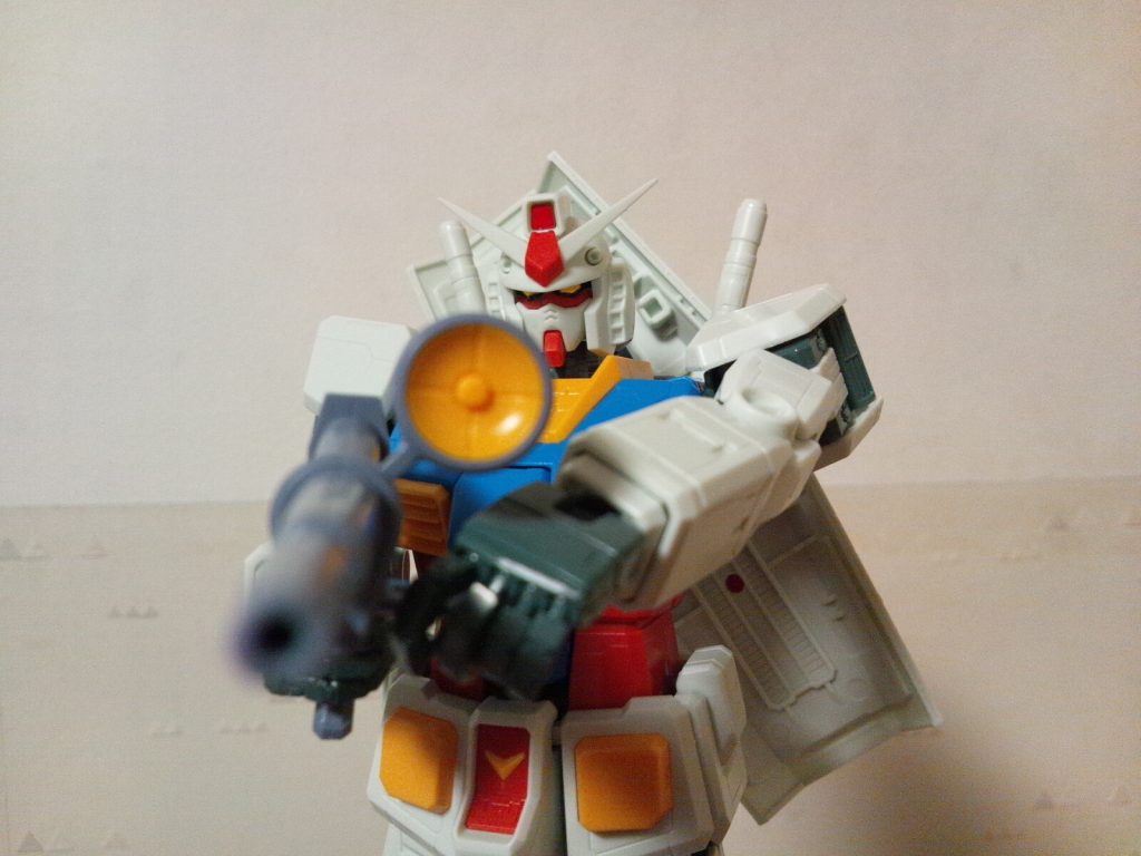 このキットが出てからMGの可動域が広がった気がずる♪しかもポロリが無いのでブンドド出来る!!!!