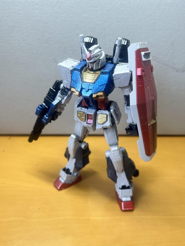 足の面積が少ないので自立し辛いです。