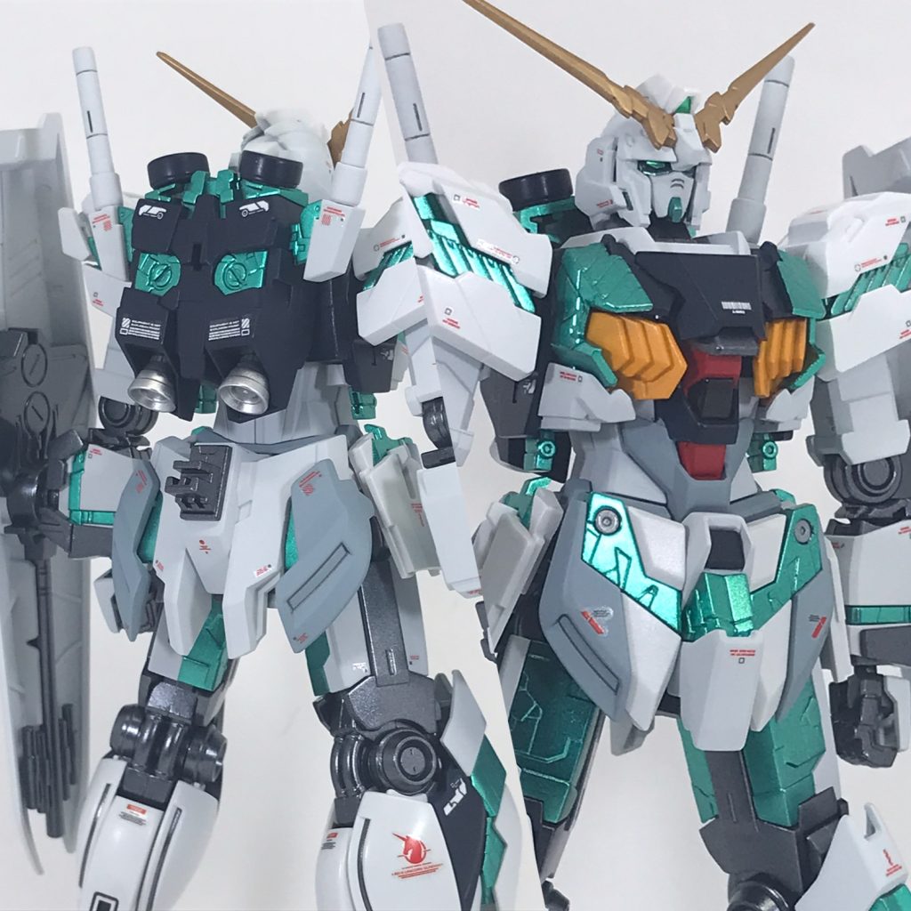 上半身アップビュー。ユニコーンとナラティブをミキシングしてみましたが、同じフルサイコフレーム機で親和性があるせいか違和感はあまり感じられませんね。