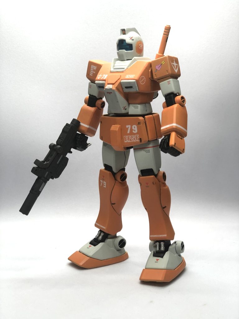 専用ビームライフルは、よく分からない余った武器でそれらしいのがあったので持たせてみました。