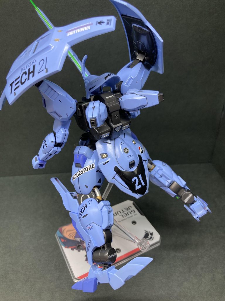 段差のある所にデカール貼るの未だに苦手です。墨入れはファレフォのジャーマングレー、部分塗装はタミヤエナメルのダークアイアンの上からシタデル、アクリジョンのメタル色で行いました。