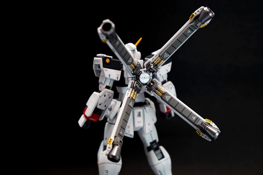 シリンダーやスラスターなどの塗り分けを頑張りました。