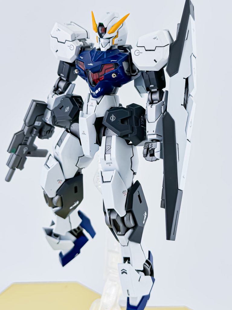 通常ヘッドも制作してますのでカラーリング違いガンヴォルヴァにも。ブレストバルカンを追加しているので完全なコピーではないですがはったりが効いてていい感じかと。このデザインで無人機なんだから素晴らしいですよね...