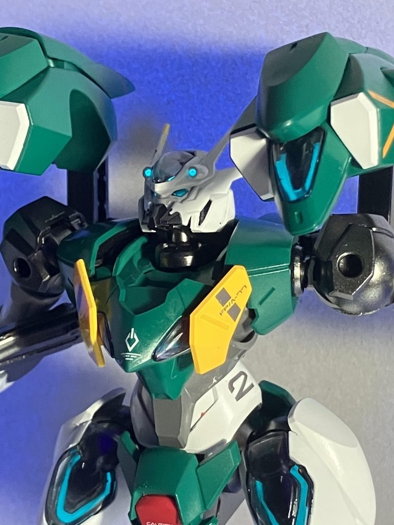 使用した塗料白 ガイアノーツ EXホワイト緑 ガイアノーツ ビリジアングリーン赤 クレオス 赤2号黄色 ガイアノーツ サンシャインイエローフレーム  ガイアノーツ EXブラック→スターブライトアイアンコラキ、スラスター ガイアノーツ スターブライトシルバーシェルユニット ガイアノーツ EXホワイト→蛍光ブルーグリーン