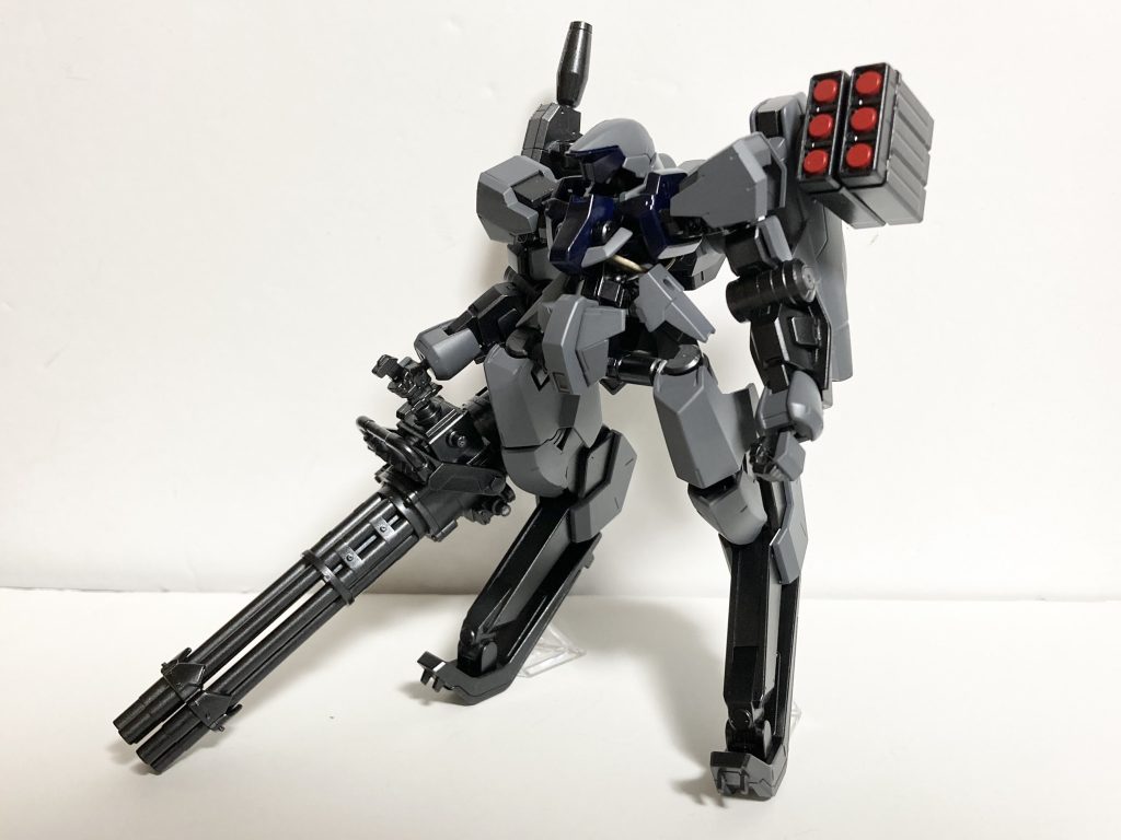 ウェザリング前 スプレーでのベタ塗りなのでウェザリング無しだと大分チープに見えちゃう