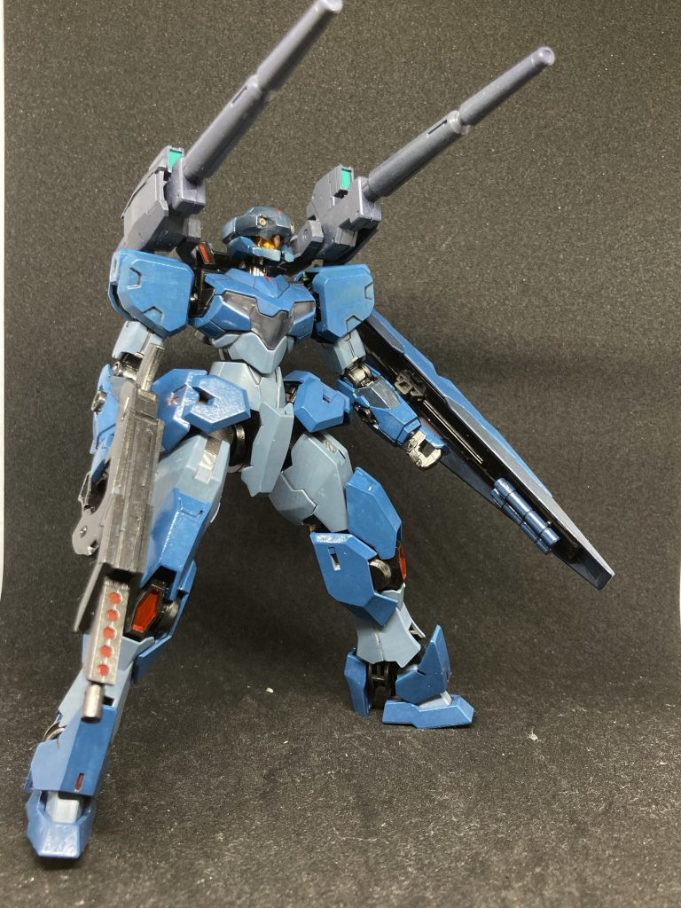 長距離用の大型ビームキャノン。