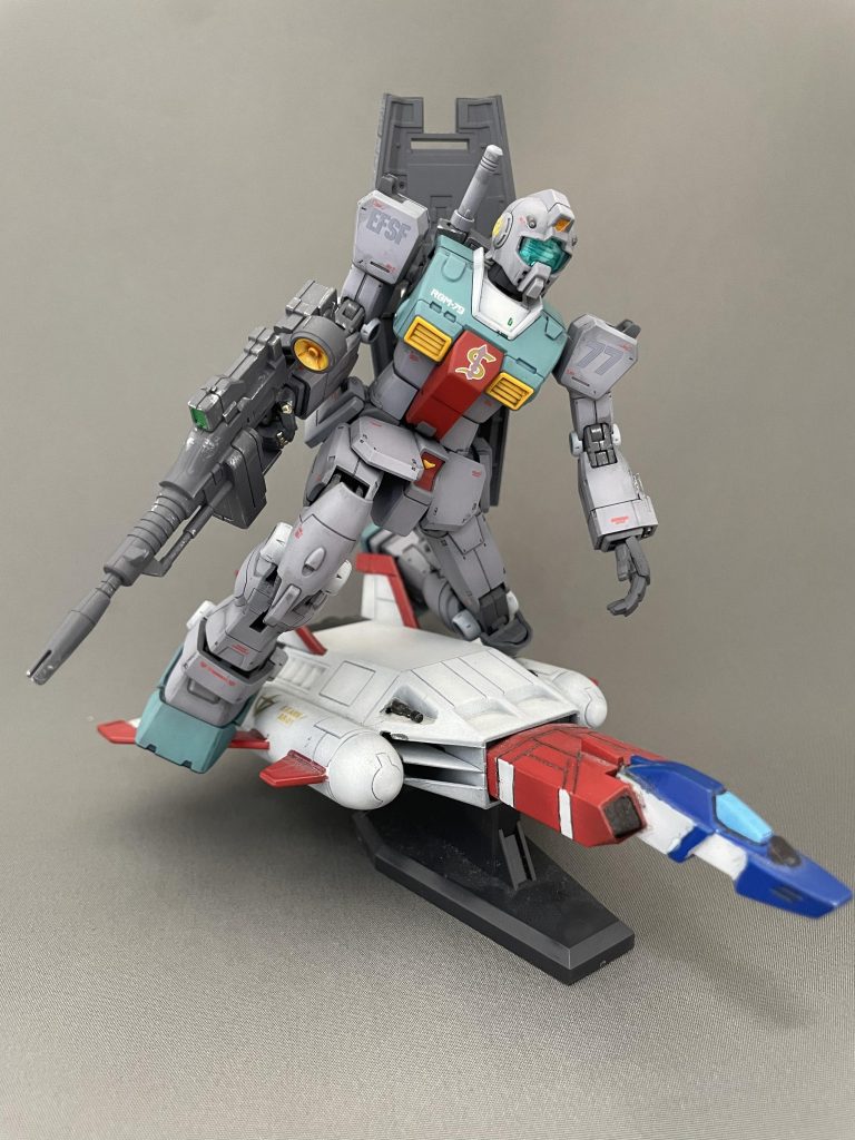 劇中ではコアブースターに乗ってる所が多かったので旧キットとコラボしました。