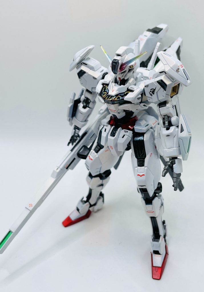 盾の可変機構は切り捨てました…