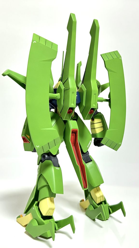 HGUC パラスアテネ–3枚目/制作者：ソルティー・ゼータスキー