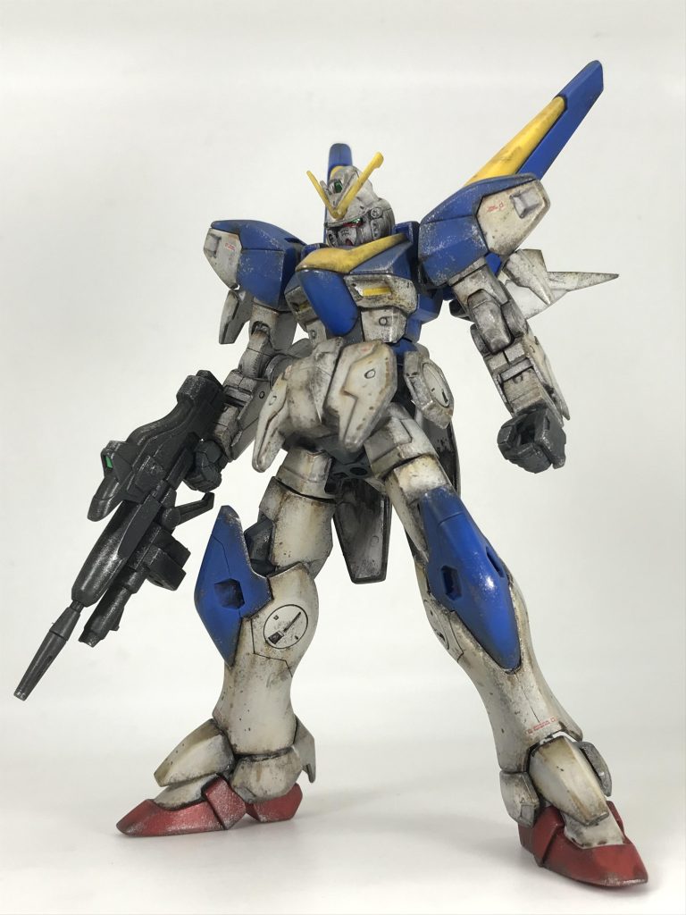 無塗装パチ組→少しだけデカール貼り→つや消しスプレー→数年放置…→成形色を活かしたお手軽ウェザリングこの機体…小さすぎてウェザリングがしにくいのなんの…😨