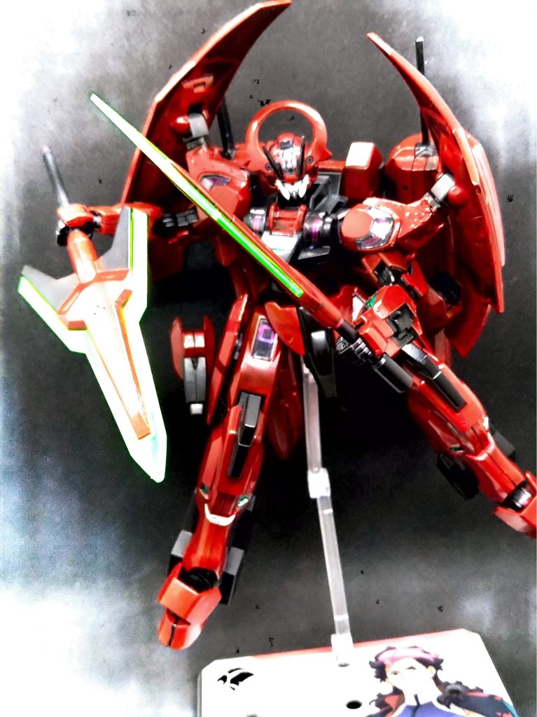 ビームジャベリン、ビームアンカー&ビームクナイモードの二刀流。最初は赤1色にしようと想いましたが、黒サフかけてから柄の部分とアンカーの一部以外を赤く塗ったらしっくりきて、これだ！と決めました笑