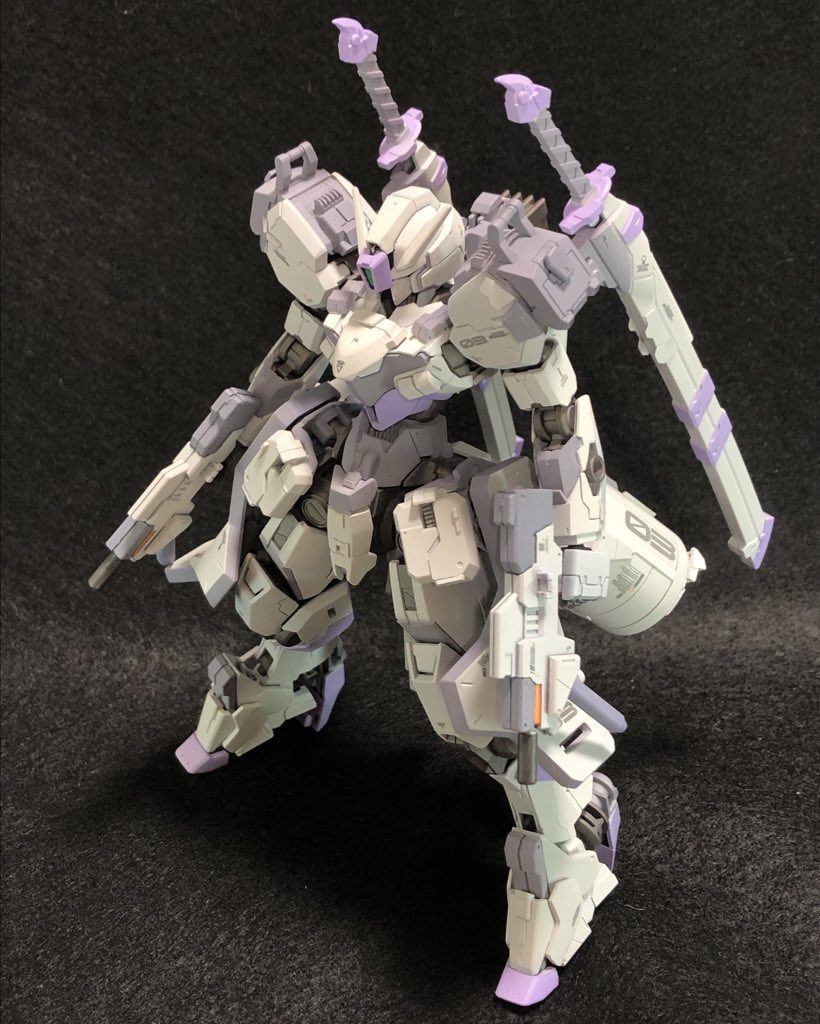 サークルに新規に加入し、パーソナルカラーはラベンダーカラーとなり、それに合わせて第1作としてガンヴォルヴァを使用した作品を制作。自分の足りないもの、新しくやりたかった事、それを実現する為、今までとは違う一皮むけたVer.Vellを表現しました。