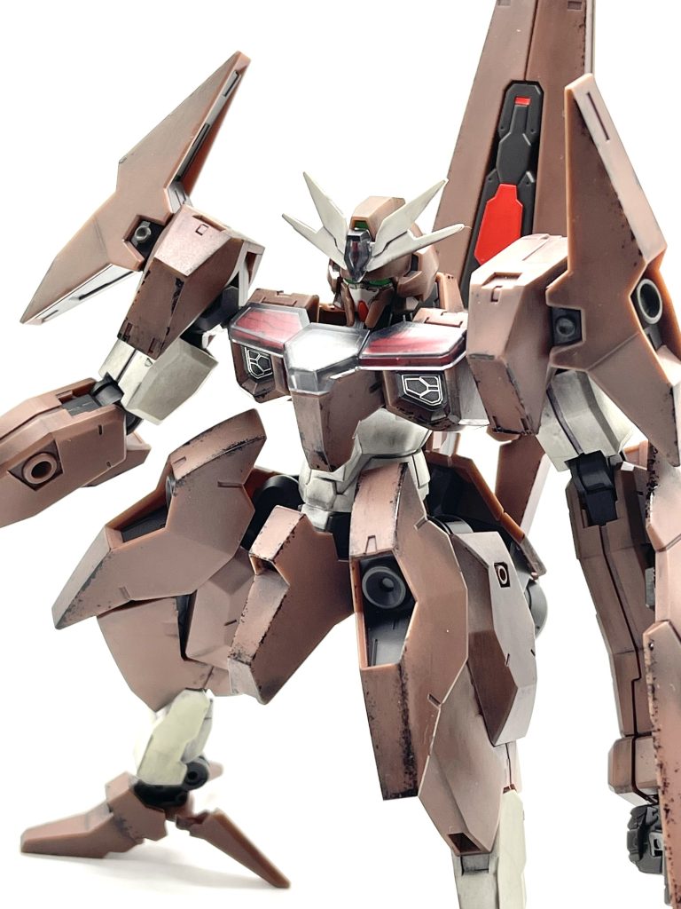 ベギルペンデの時は写真に撮ると汚れ具合がいまいち分かりにくいなと感じていたので今回は制作途中でやり過ぎたかな？と思う事も何回かあったくらい汚しを入れてみました😅