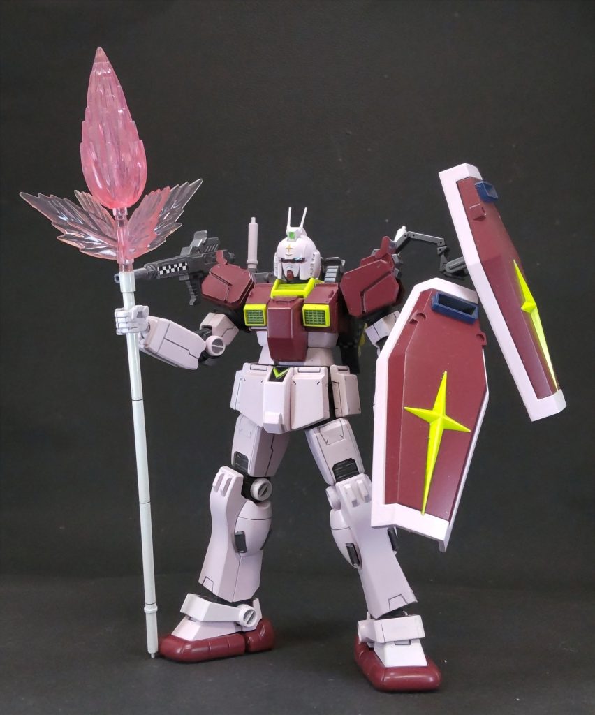 HG 陸戦型ガンダムS型–2枚目/制作者：三代目和菓子屋