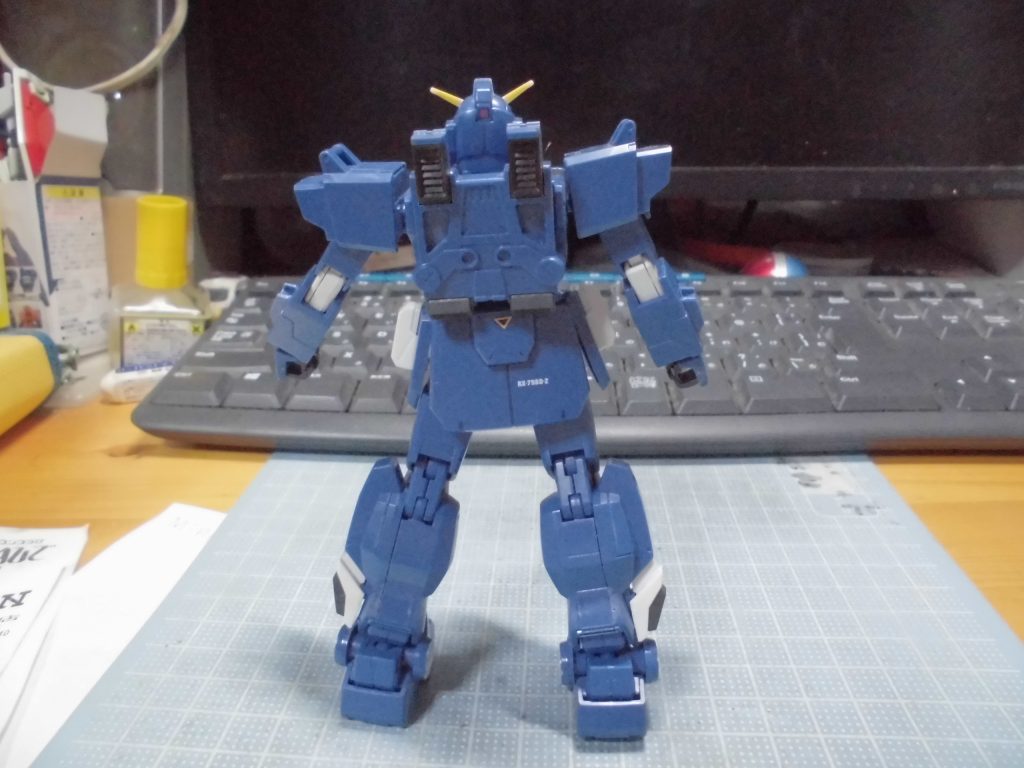 地上時のバックパックで”EXAM”発動時(背面)