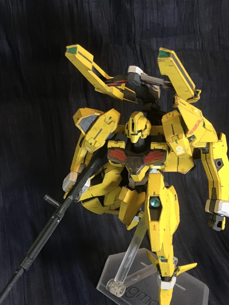 モノアイ系連邦機、、、ギャプラン頭なんかも合うかもしれませんね。