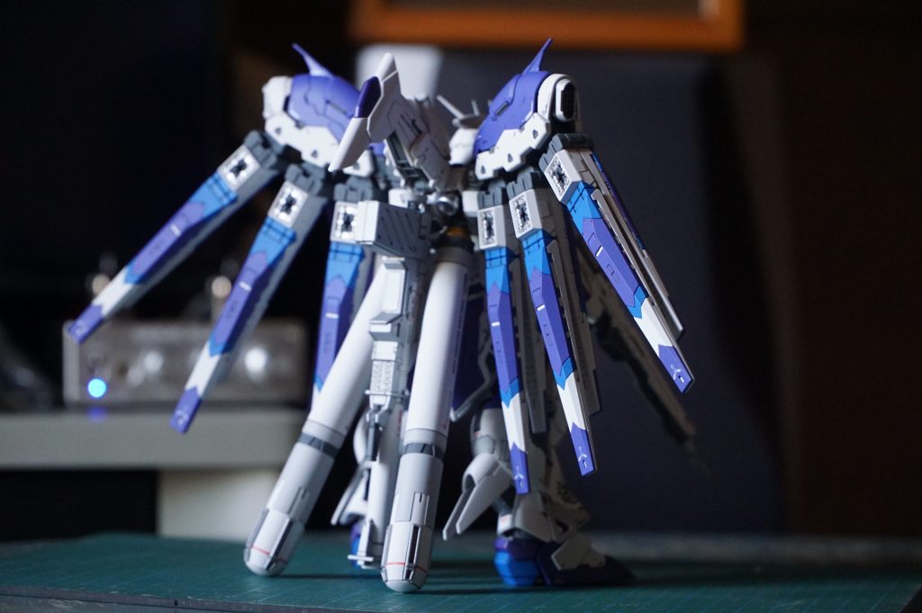 ハイニューガンダム–3枚目/制作者：タカゴマ