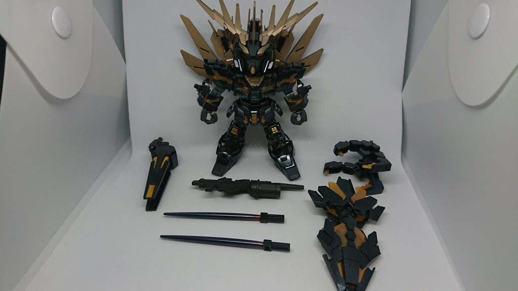 全武装は以上です。しかし、色々と浪漫が詰まったガンダム+SDです。肉抜きも少なく、一部シールで隠すようになってるので細かいところを気にしなければ割と良好なSDでした。