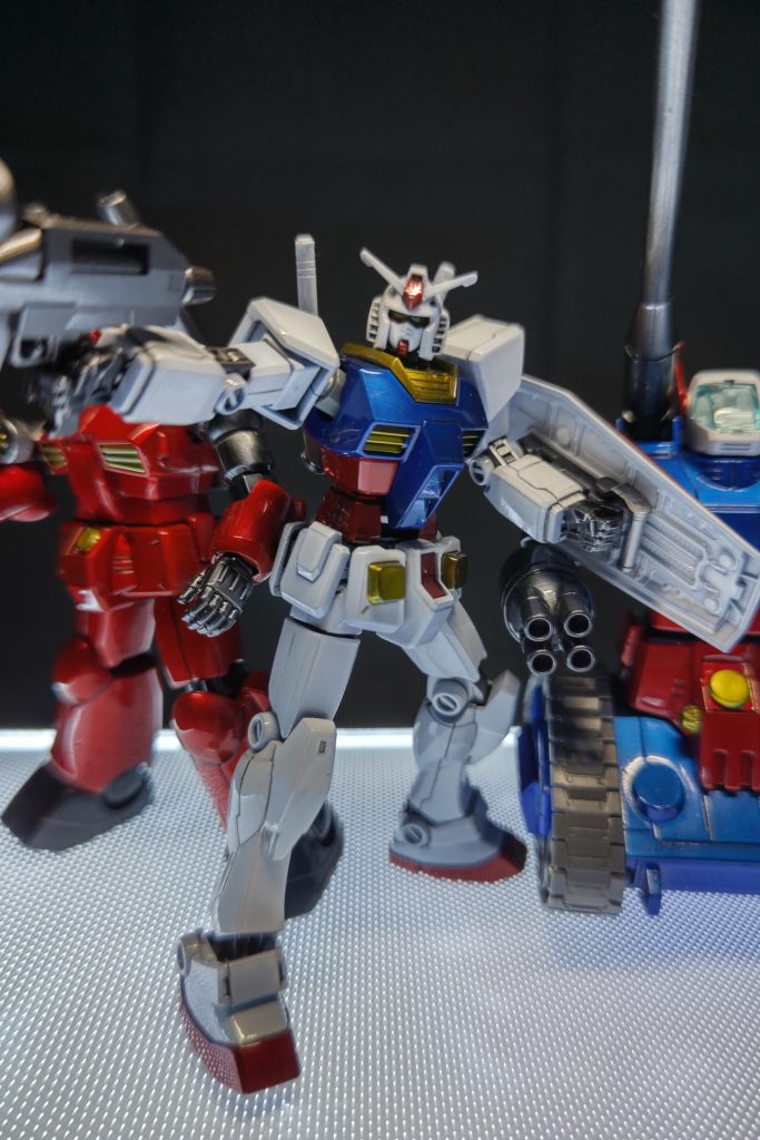 ガンダムさんの白のキャンディだけはすごく迷いましたが、クリアホワイトで厚めに塗りました。