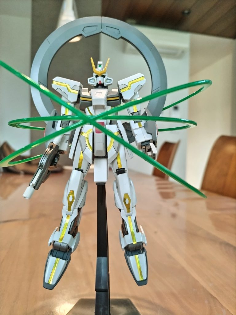 正面ヴォアチュールルミエールの輪っかのせいでポージングが難しいです