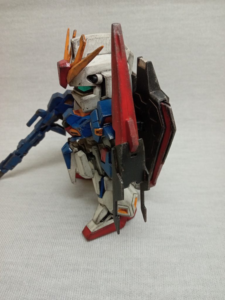 シールドは以前ネットで観た方のものがカッコよかったので参考にさせてもらいましたw