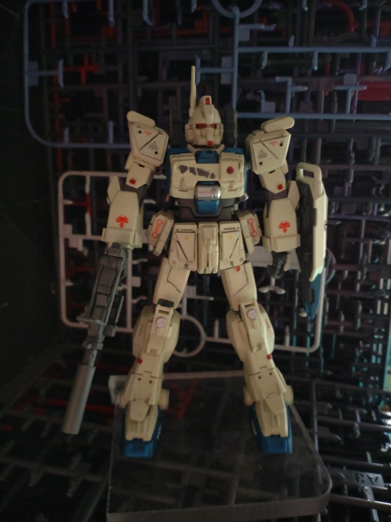 筋彫り腿部分のみまだまだ練習中