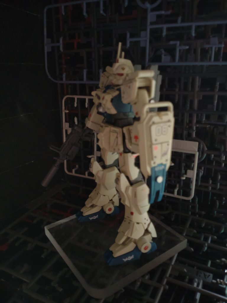 金属パーツは塗装したりしなかったり細かくプラバンディテール追加