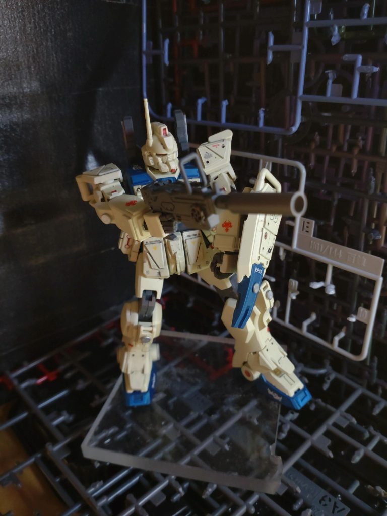 武器　先端金属パーツで延長デカールぺたぺた