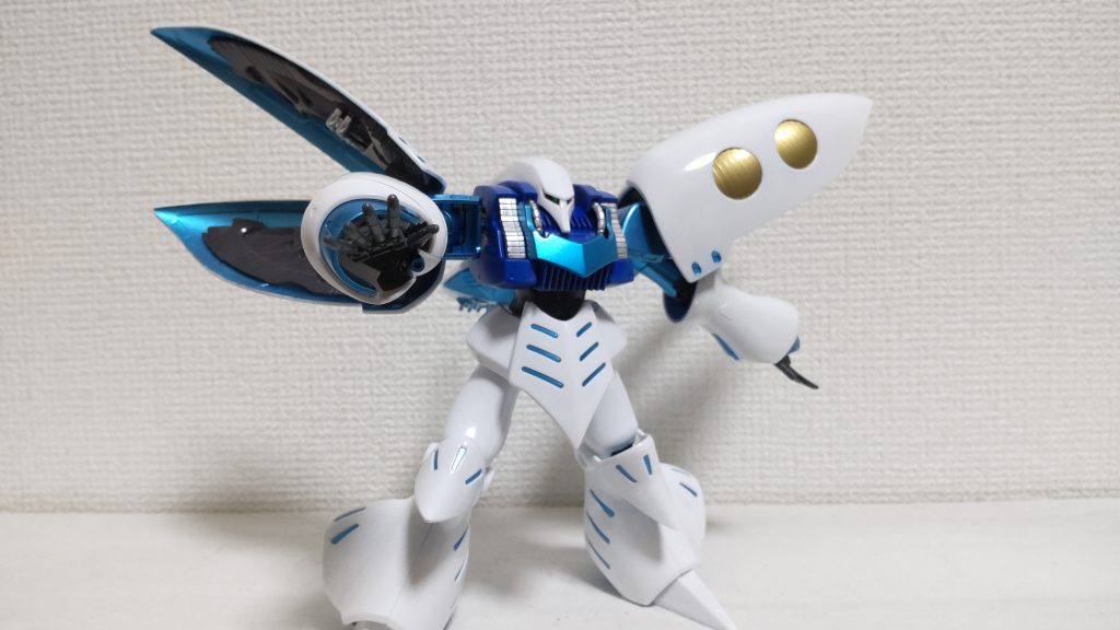 完成後しばらく腰の部分が前後逆だったのが今回写真を撮るまで気付いてませんでした。