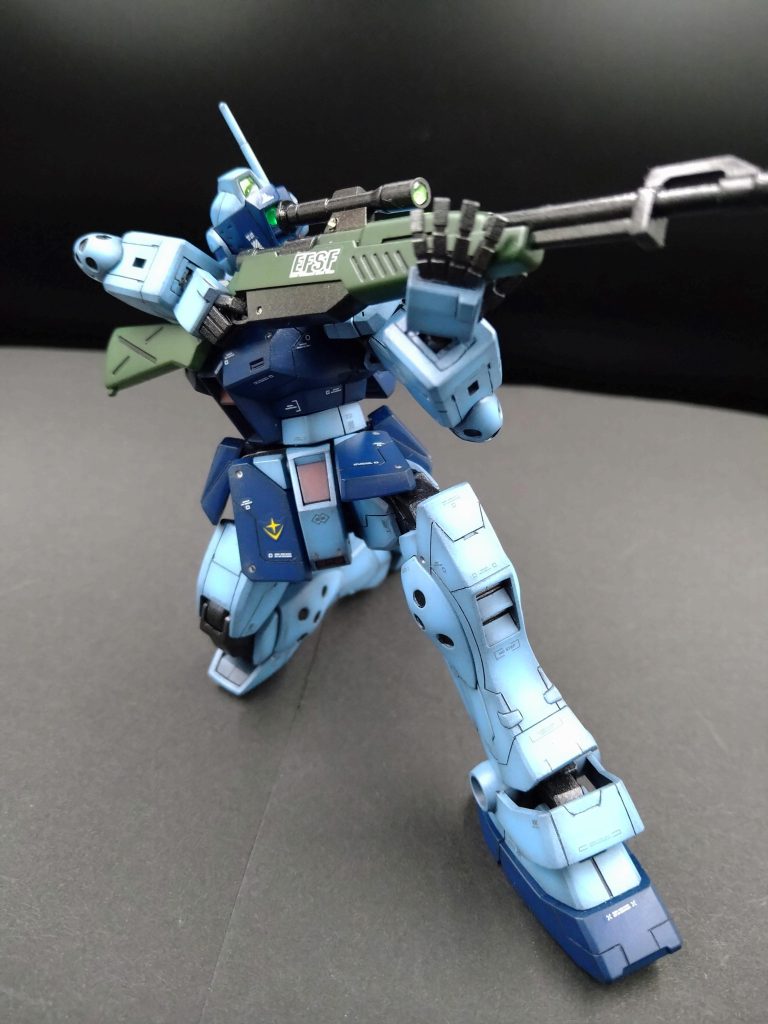 スナイパーと言えばこのポーズ