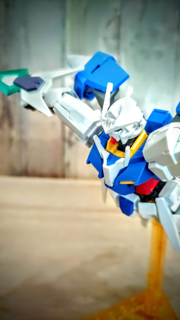 武装はシールドサーベルだけで近距離戦闘だけとなっている。武装が一つだけなので一瞬のうちに相手の間合いに入って破壊しなければならない。