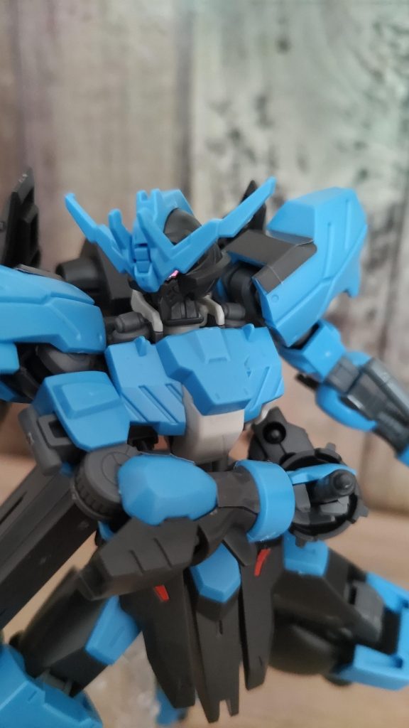 ガンダムヴィダール–5枚目/制作者：鉄血