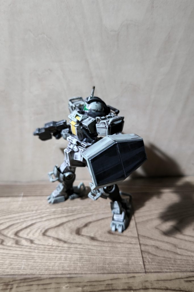 着けたのは全部で10箇所。アゴ、両肩、胸、複、両膝。