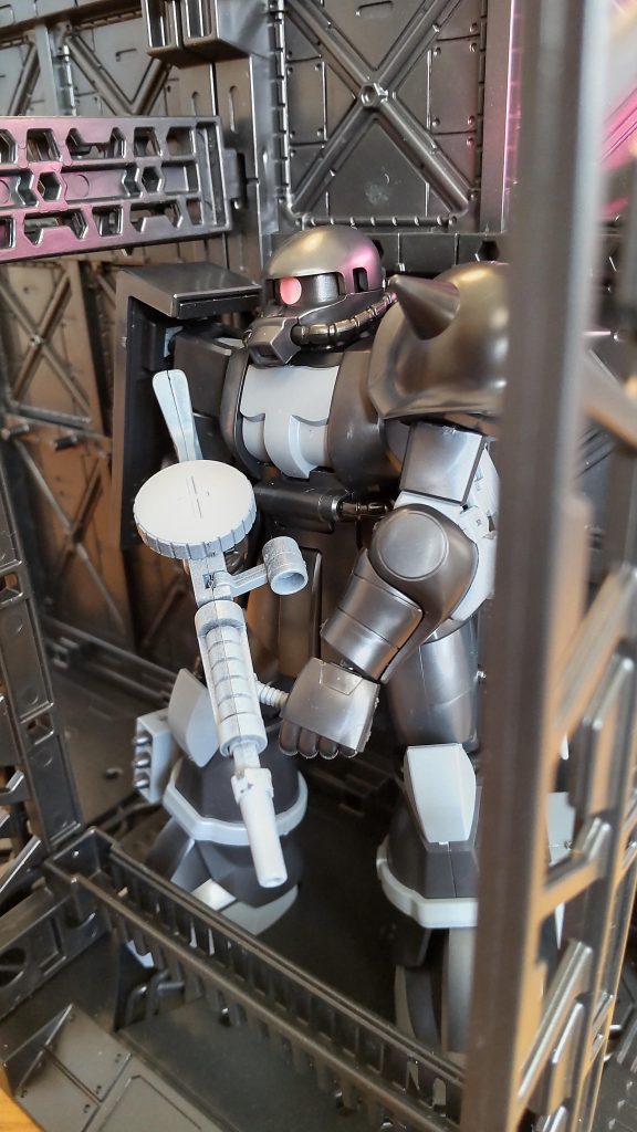 30年ぶりのガンプラ (MS-06)–3枚目/制作者：Morriss