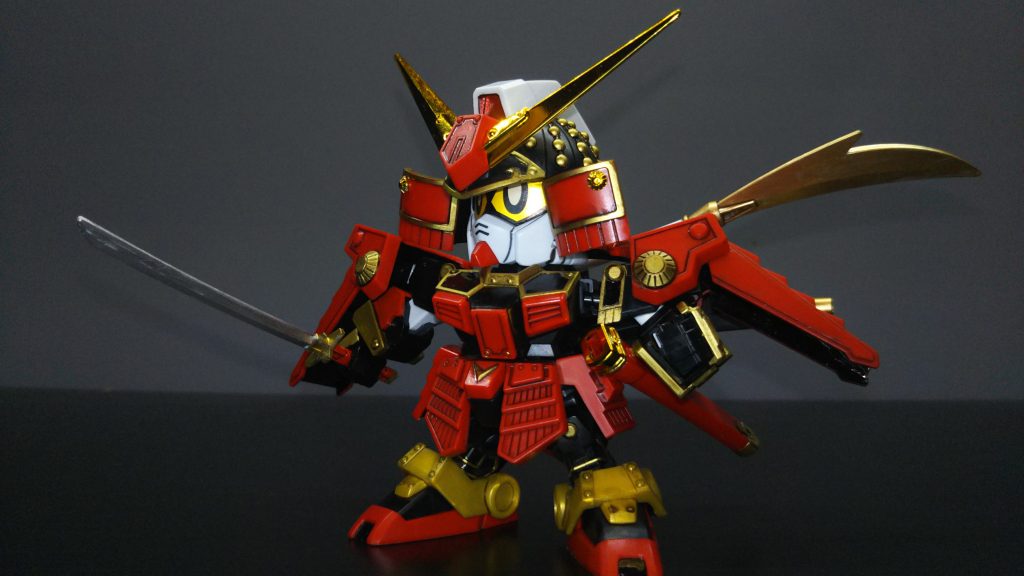 昔の武者シリーズはかなり作ってはぼ色塗りまでしてたが、家の事情で今は手元に残ってないので、ゆっくりとまた集めていくかなぁ…とりあえず轟天とか大鋼とか買って作りたいな。