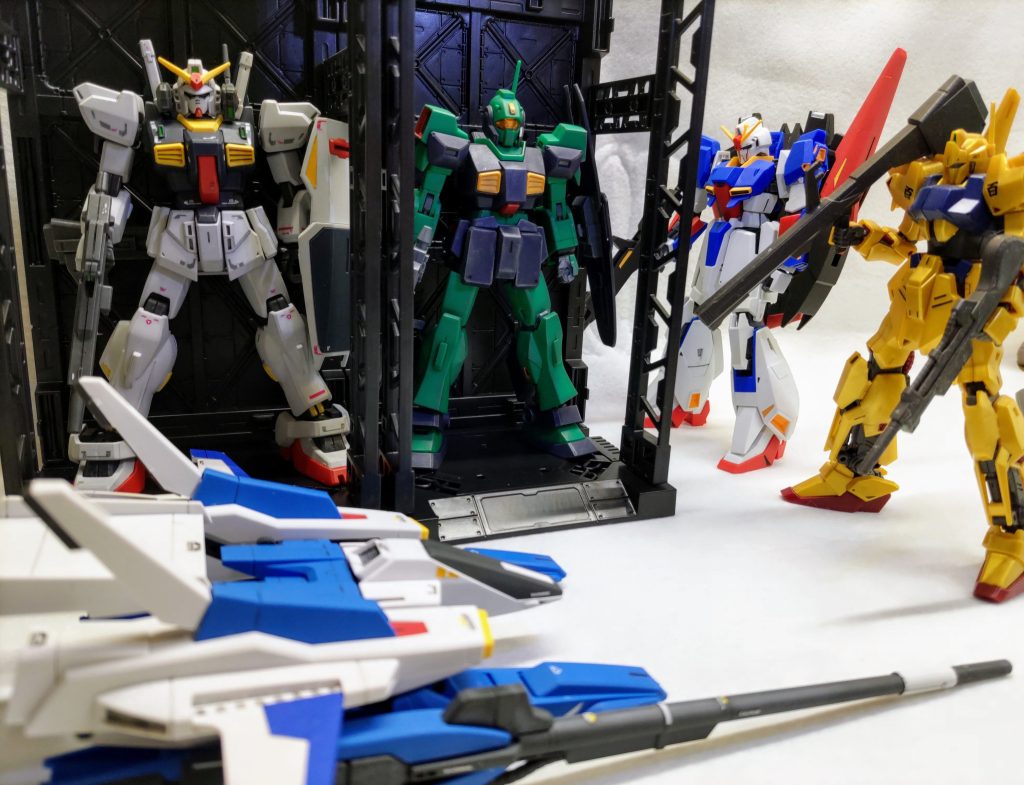 アーガマ格納庫。こうなるとリックディアスも欲しくなる。