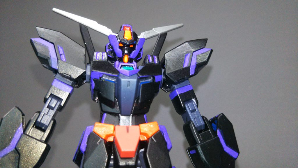 思いついて制作を始めたが、なんとなく割と急ぎ作業をしてしまったので、心残りがアチコチに…(汗)つや消しトップコートも途中で切れてしまい、上手く出来てません。今度は慌てないでゆっくり補修していきます。