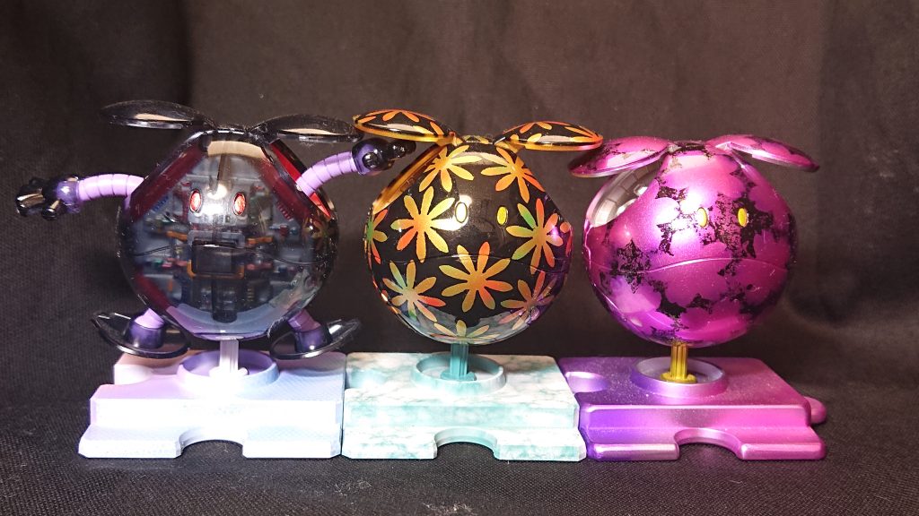 左から内部塗装したもの  なみお先生直伝の和風塗装  夜桜ハロ  