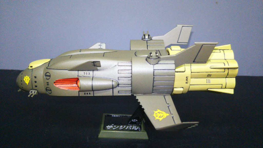 塗装はオリーブドラブ(1)とミドルストーン。全面的にスジ掘りを入れ直しています。