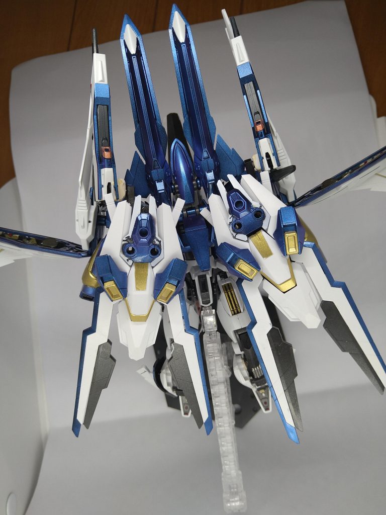 可変状態の高速移動形態です。この写真お気に入りです。