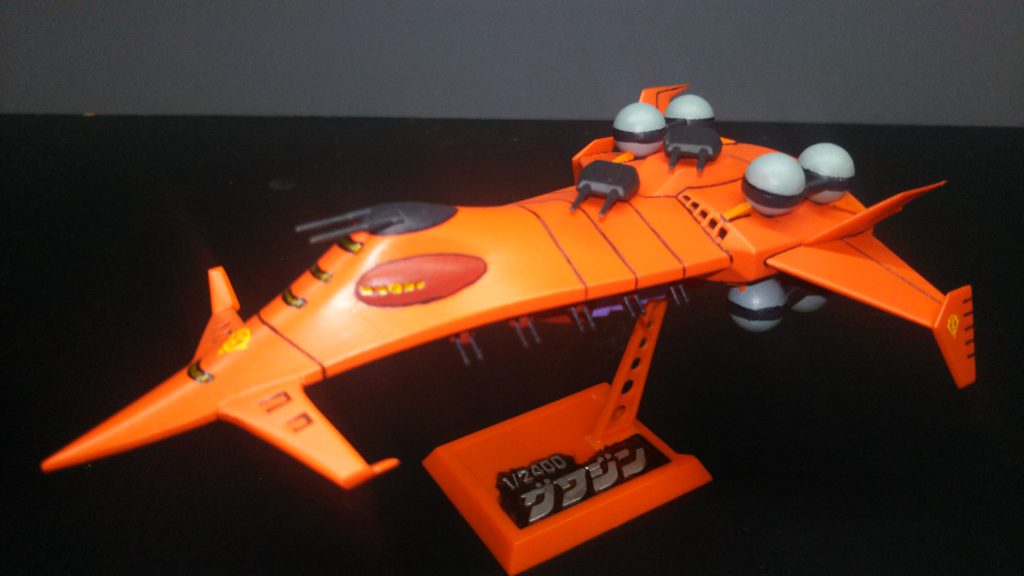 砲台のピンを切り落とし、ポリキャップの軸を埋め込んでいるので、旋回できます。