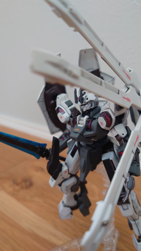 ガーディアンのバルカン部は金属パーツに置き換えました。