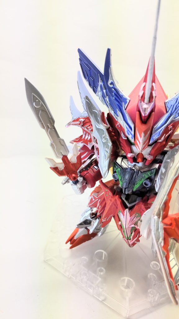 紅竜剣　ルプス剣に魔法を纏わせることができる魔剣。