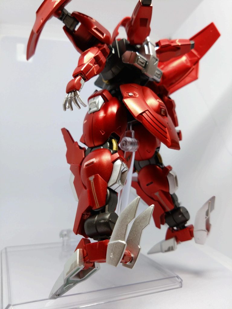 踵と爪先は同じ銀で。シャインシルバーです。