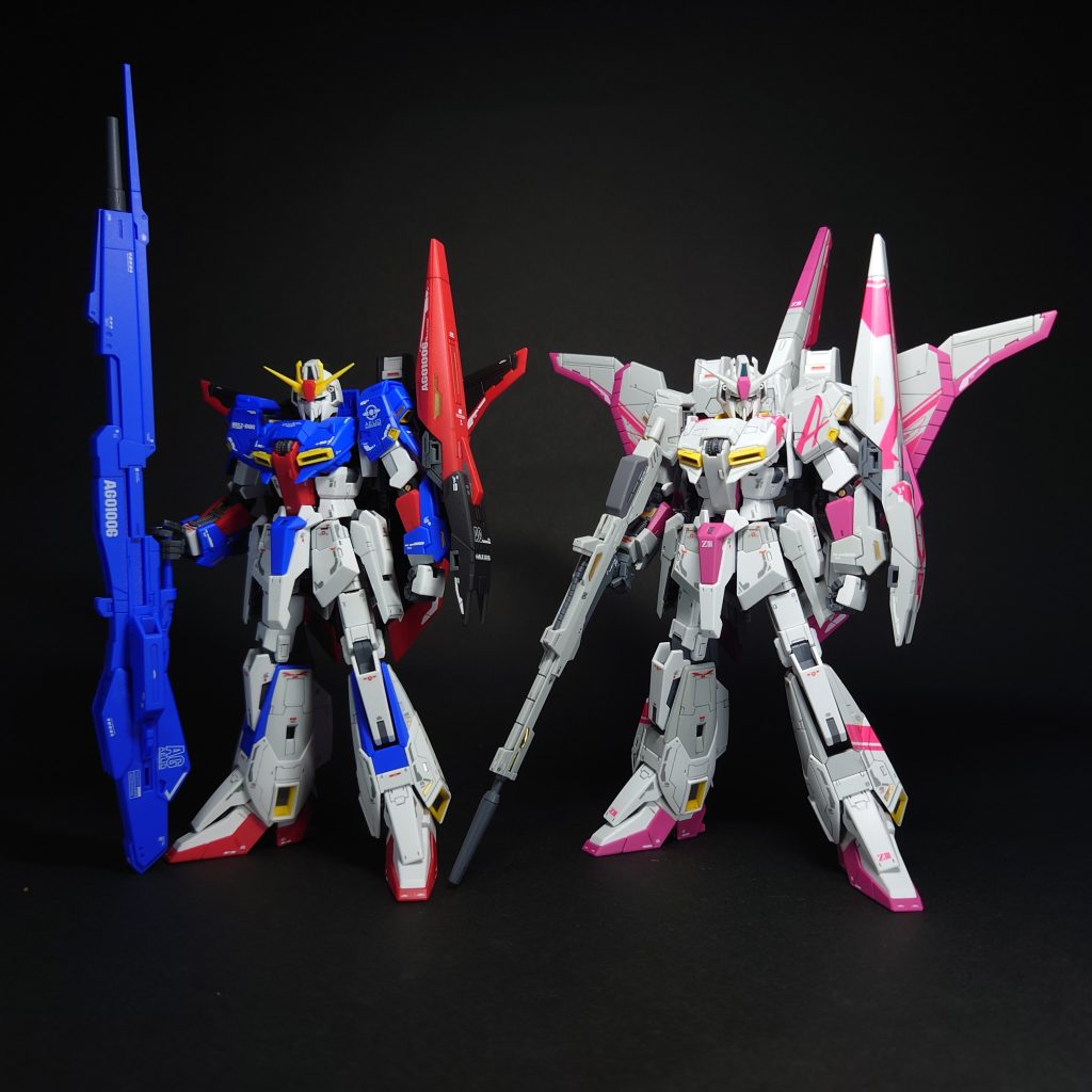 Zガンダムのカラーリングも主人公機って感じでカッコイイけと、3号機のカラーリングも良いですよね〜